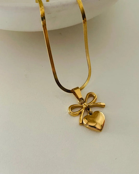 Stainless Steel Gold Bow Heart Snack Chain Necklace