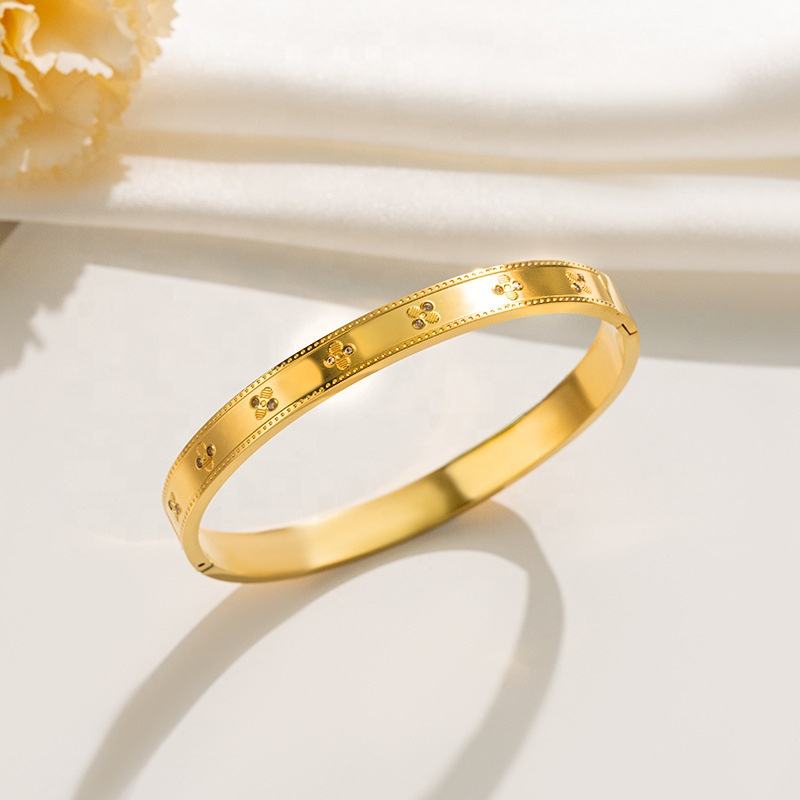 Stainless Steel Gold Four Leaf Clover Bracelet Woman Gold Plated Jewelry Bangle