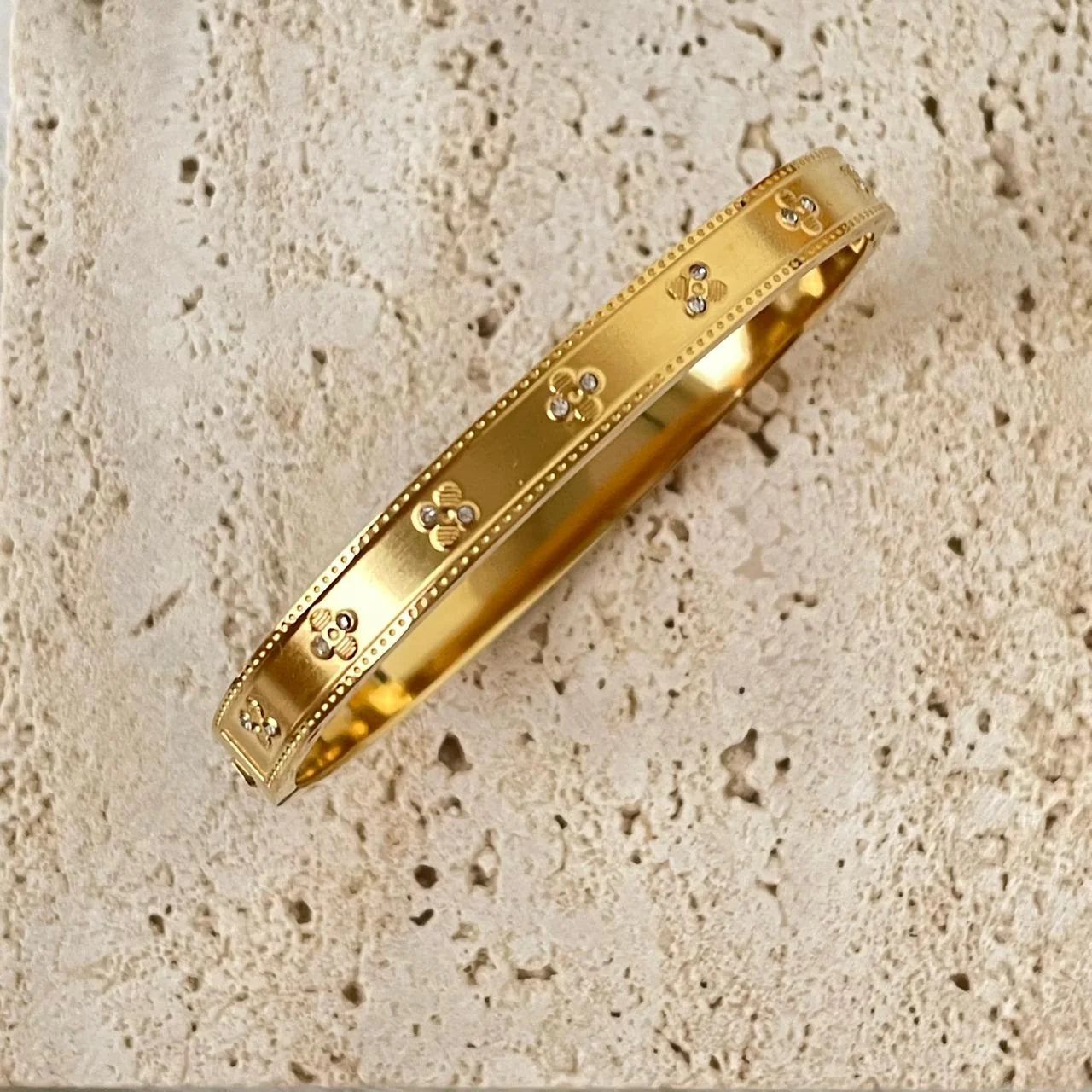 Stainless Steel Gold Four Leaf Clover Bracelet Woman Gold Plated Jewelry Bangle