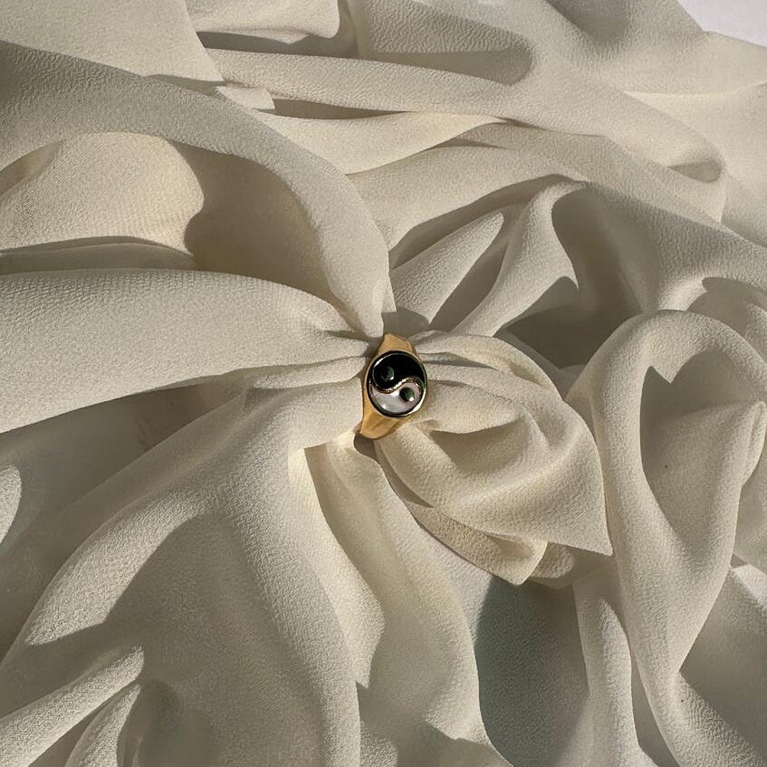 Yin Yang Ring