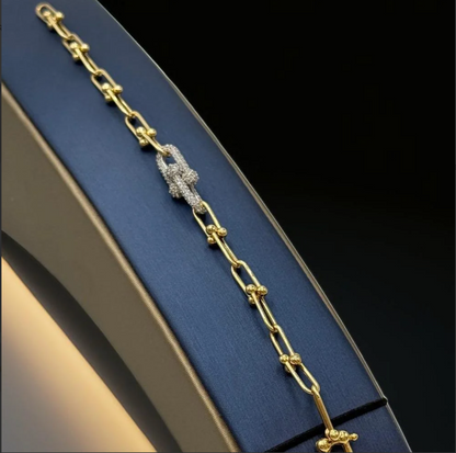 Tiffany HardWear Medium Link Bracelet in Yellow Gold with Diamonds